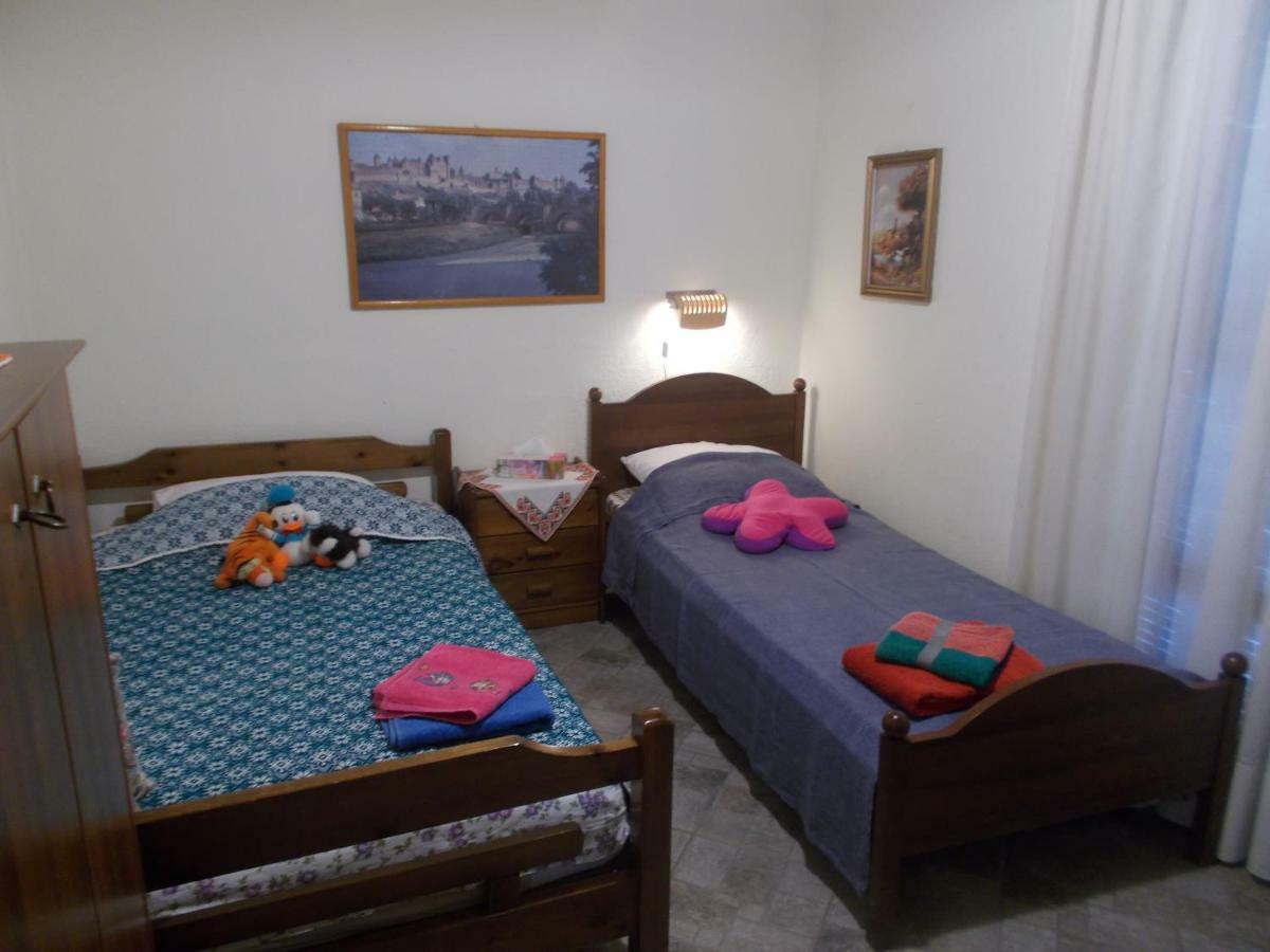 Α Lovely Home For A Summer Vacation Asproválta Eksteriør billede